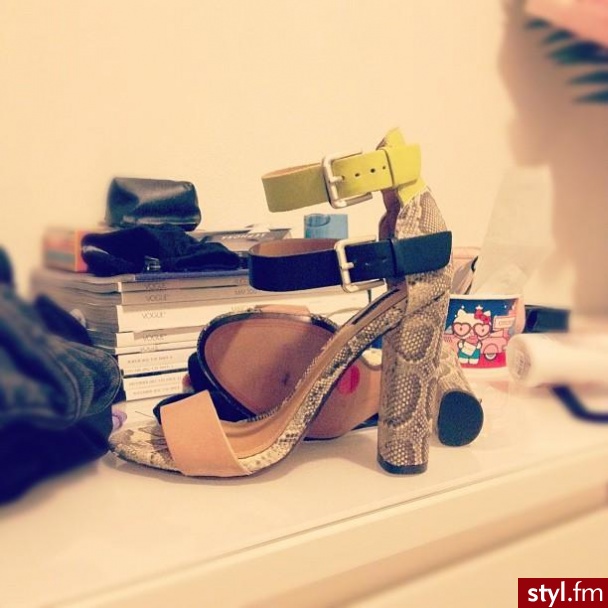 Sandały Buty Moda