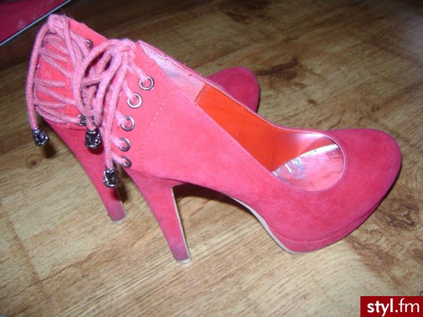 Szpilki Buty Moda
