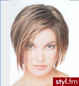 fryzury dla dziewczyn. Fryzury - włosy średnie. fryzury dla dziewczyn - Internetowy Katalog Fryzur IKF.com.pl, propozycje fryzur na każdą okazję np. fryzury dla dzieci - Średnie Fryzury