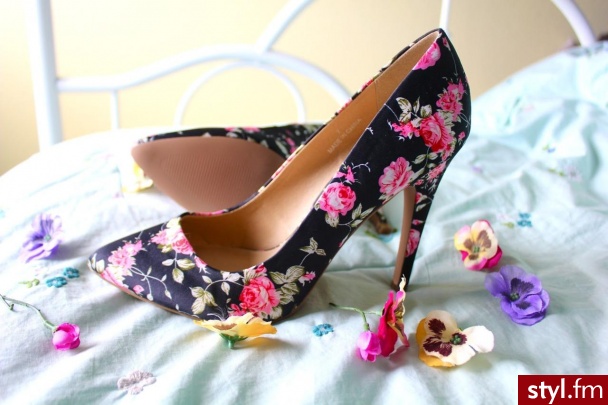 Szpilki Buty Moda