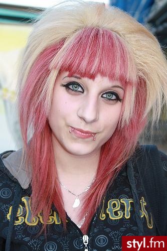 EMO Alternatywne Średnie Fryzury