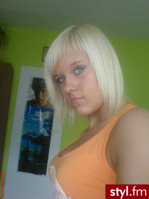 Średnie Fryzury