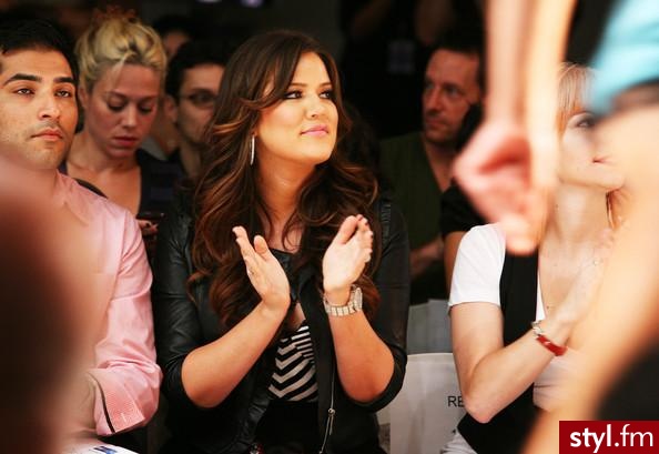 Khloe Kardashian - Dash & Smooch Spring 2009 fashion show - Moda uliczna Inne Moda