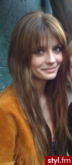 Średnie Fryzury