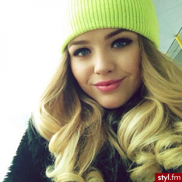 Blond Rozpuszczone Kręcone Na co dzień Długie Fryzury
