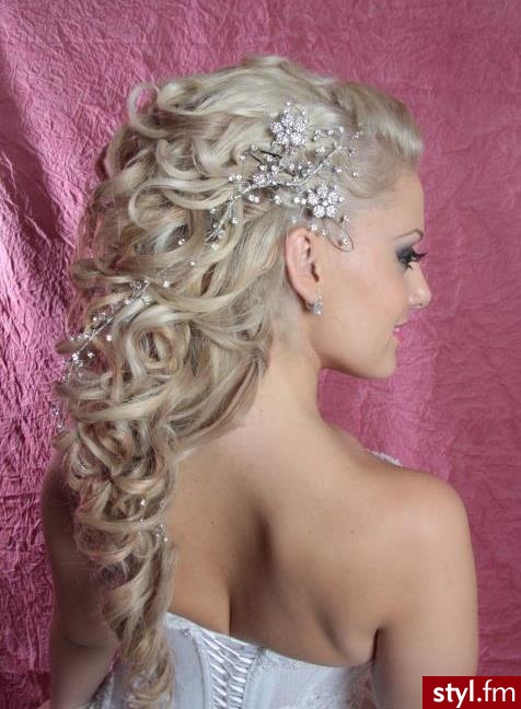 Blond Upięcie Kręcone Ślubne Długie Fryzury