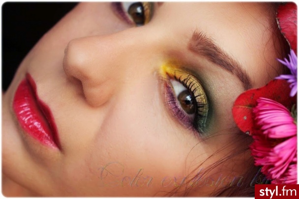 http://color-explosion-blog.blogspot.com/ - Wieczorowe Makijaże