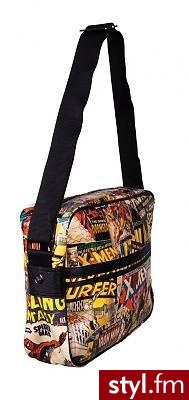Torba z bohaterami Marvela. http://www.truffleshuffle.co.uk/store/marvel-comics-characters-messenger-bag-p-3540.html - Pozostałe Torebki Moda