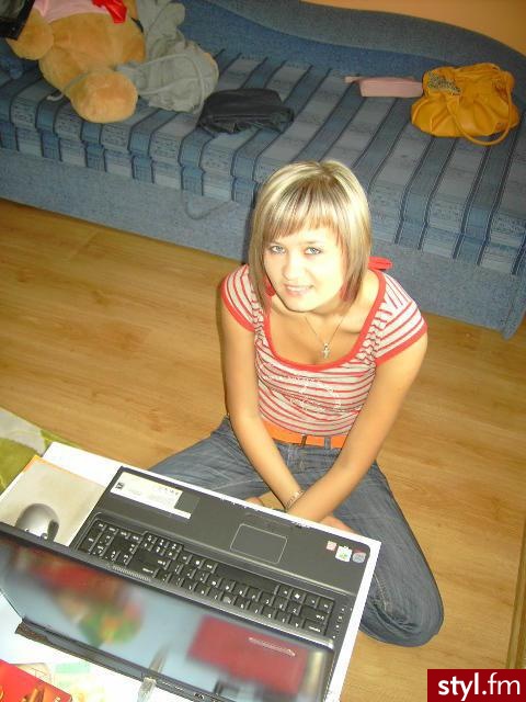 Średnie Fryzury