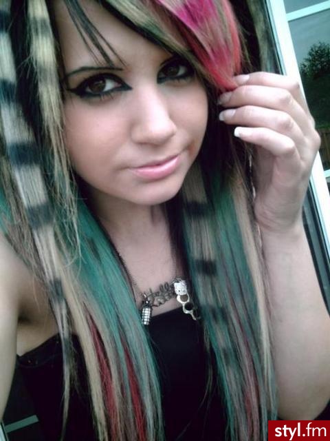 EMO Alternatywne Średnie Fryzury