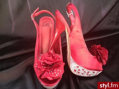 Szpilki Buty Moda