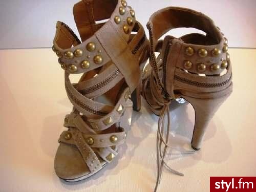 Pozostałe Buty Moda