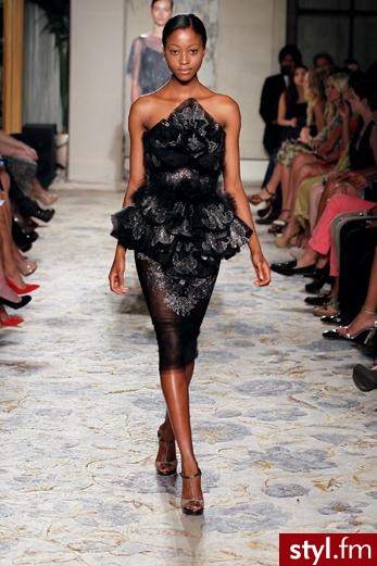 Sukienki Moda