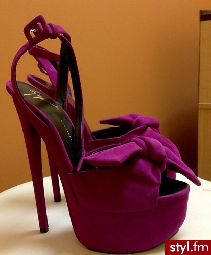 Szpilki Buty Moda