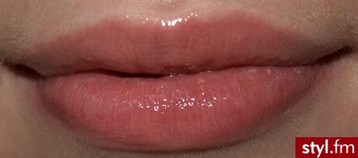 Bare Necessity, Naturally Pink, Coralista en Berry, Berry Nice.

Kosmetyki i swatche w grupe poprzedniej.
Usta Cynthií, z misslipgloss.nl - Makijaże