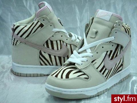 w zebre. :d - Pozostałe Buty Moda