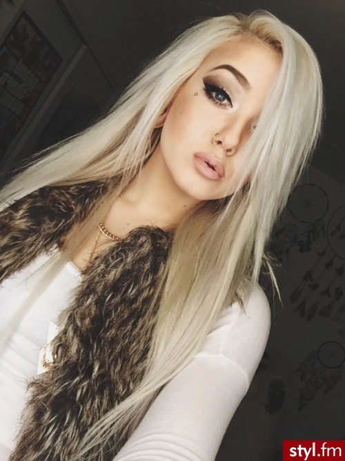 Blond Rozpuszczone Proste Na co dzień Długie Fryzury