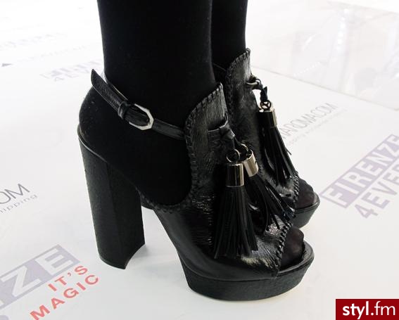 Pozostałe Buty Moda