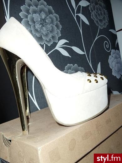Szpilki Buty Moda