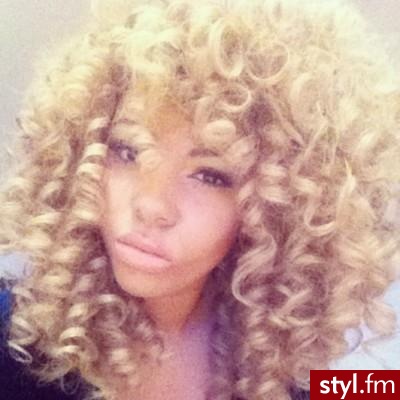 amazing - Blond Rozpuszczone Kręcone Na co dzień Średnie Fryzury
