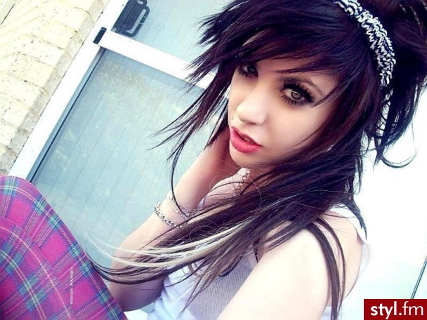 (\",). Cudne zdj <3 - EMO Alternatywne Średnie Fryzury