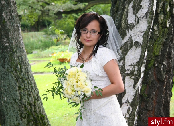 Ślubne Średnie Fryzury