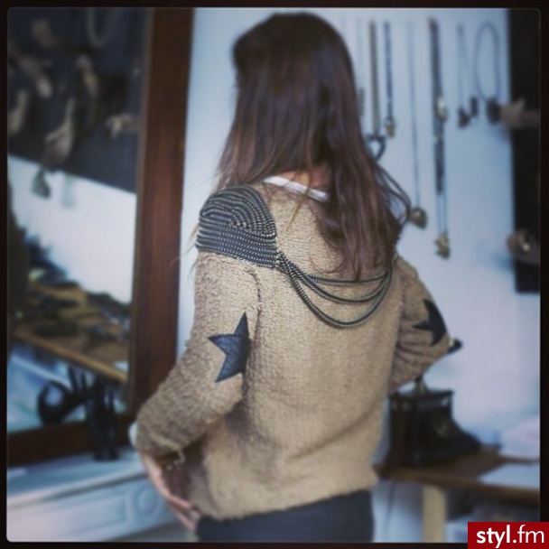 Swetry Ciuchy Moda