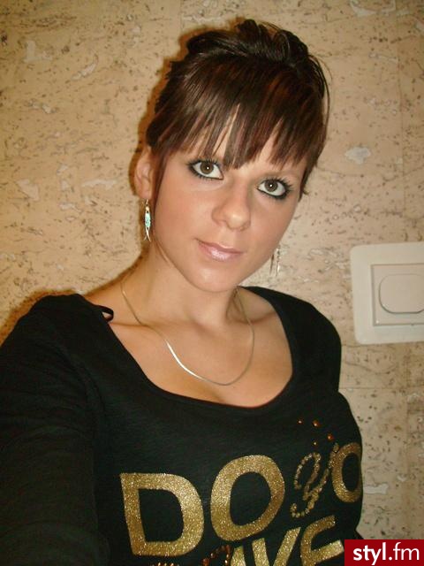 Średnie Fryzury