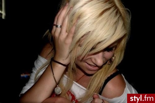 Blond Rozpuszczone Proste Na co dzień Średnie Fryzury