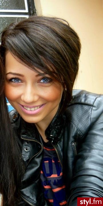 Brązowe Rozpuszczone Proste z grzywką Na co dzień Krótkie Fryzury