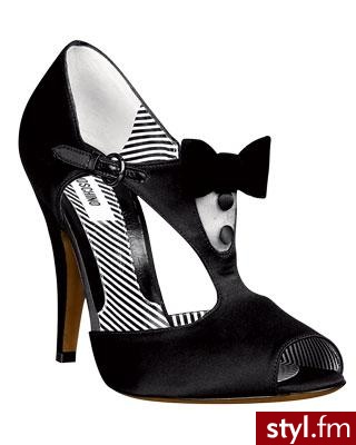 satynowe sandałki Moschino 670$ - Pozostałe Buty Moda