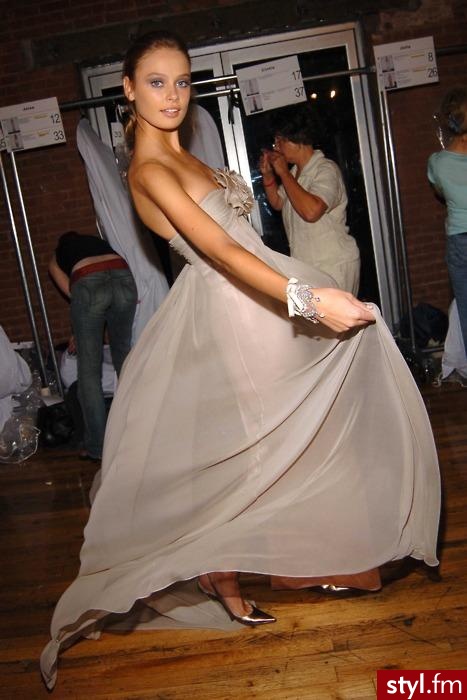 Sukienki Moda