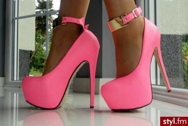 Szpilki Buty Moda