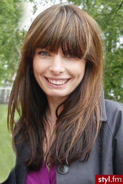aga - Średnie Fryzury