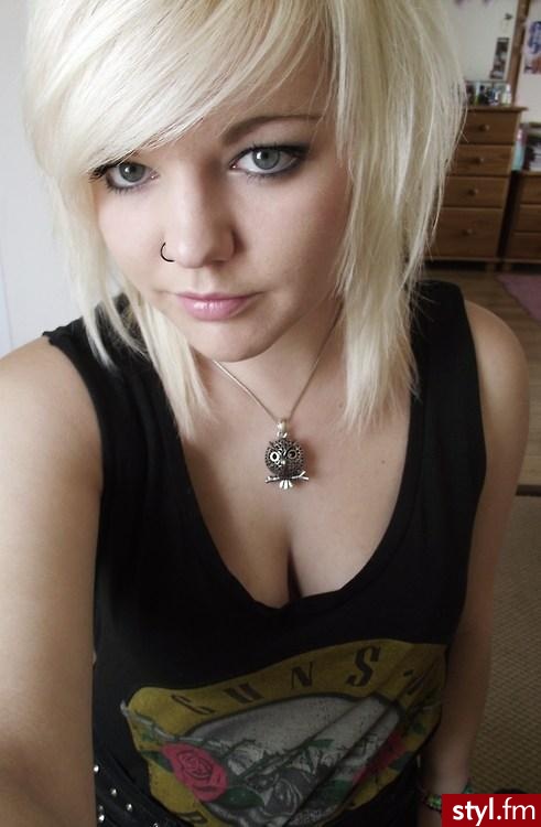 Blond Rozpuszczone Proste z grzywką Na co dzień Średnie Fryzury