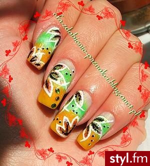 Pazurki naturalne z cieniowanym lakierem i malowankami :). Pazurki naturalne z cieniowanym lakierem i malowankami :) - Paznokcie