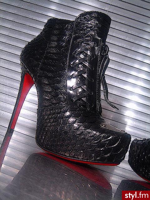 Pozostałe Buty Moda