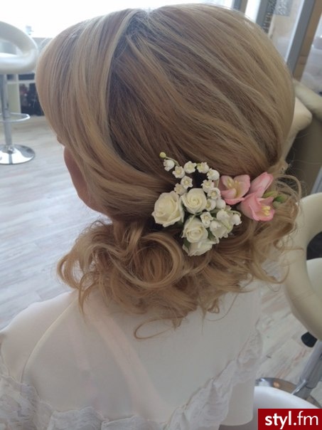 Blond Upięcie Kręcone Ślubne Długie Fryzury