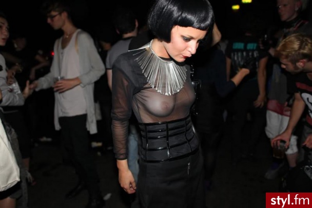 Jeżeli zdjęcie znajduje się już w galerii poproszę o link - Pozostałe Ciuchy Moda