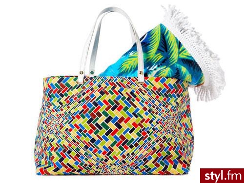 plażowa torba od Cole Haan 98$, ręcznik Zimmermann - 99$ - Pozostałe Torebki Moda