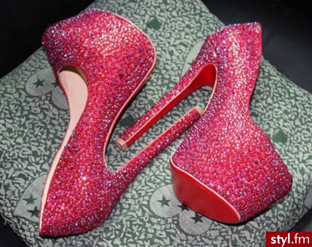 Szpilki Buty Moda
