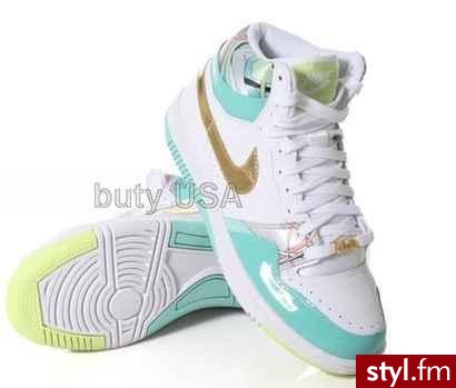 ładne xD. z nike hehe xD - Pozostałe Buty Moda