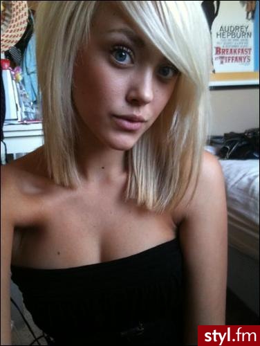 Średnie Fryzury