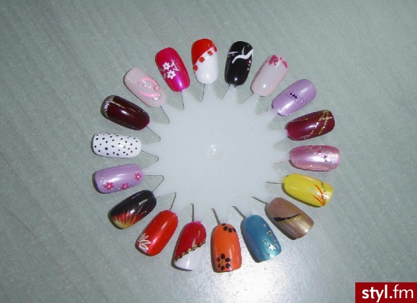 Autor: rozkwitka Dla każdego coś fajnego :). Autor: <b>rozkwitka</b><br /> - Paznokcie