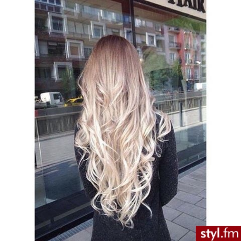 Blond Rozpuszczone Kręcone Na co dzień Długie Fryzury
