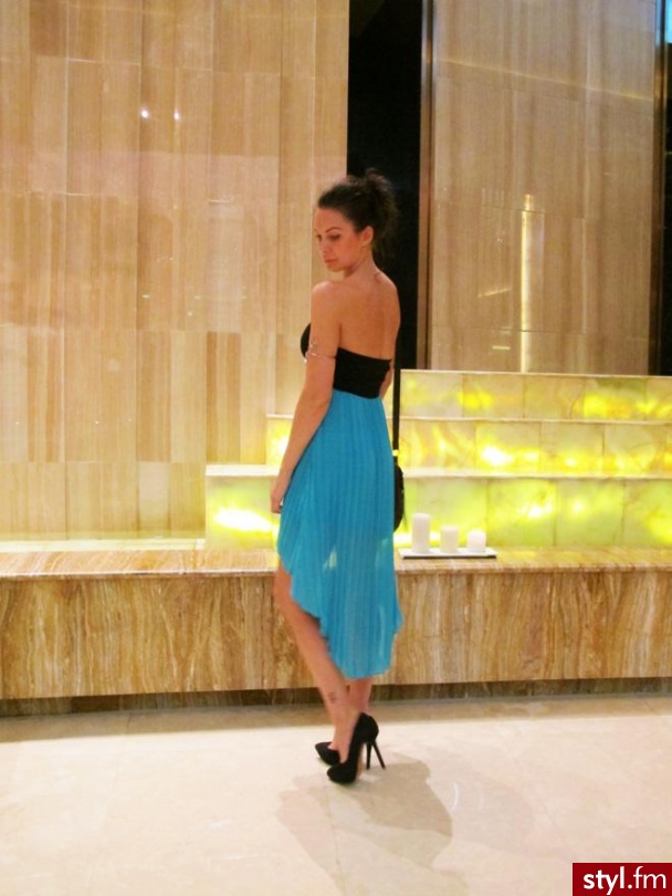 Sukienki Moda