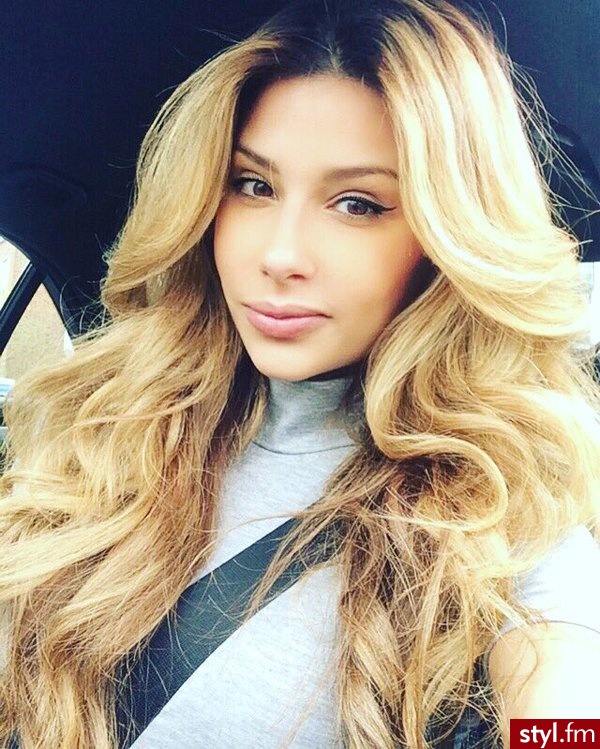 Blond Rozpuszczone Kręcone Na co dzień Długie Fryzury
