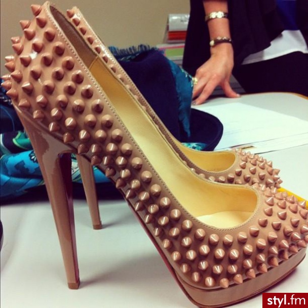 Szpilki Buty Moda
