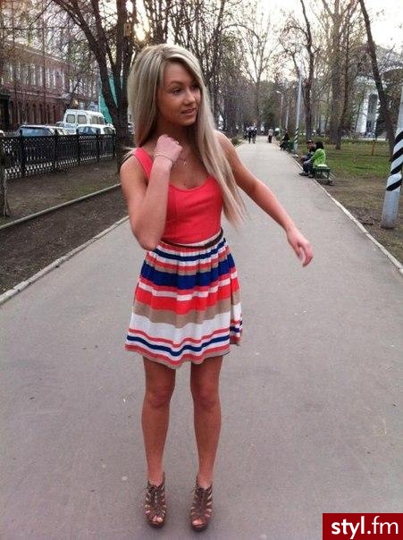 Blond Rozpuszczone Proste Na co dzień Długie Fryzury