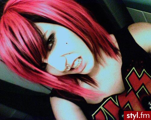 Średnie Fryzury